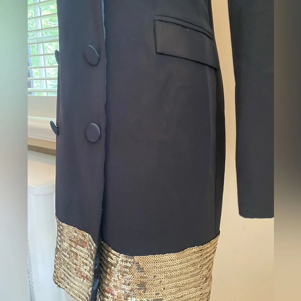 Laundry by Shelli Segal Double Breasted Black Blazer Dress with Gold Sequins - Picture 4 of 9